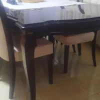 میز ناهار خوری هشت نفره