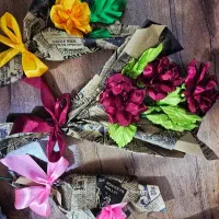 گل تزئینی|گل مصنوعی|نیشابور, خط کاشمر|دیوار