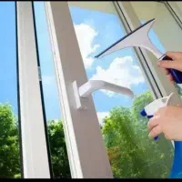 یک نفر خانم جهت نظافت منزل