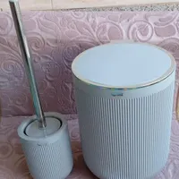 ست سطل زباله وفرچه توالت