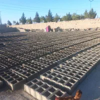 کارگر بلوک زن