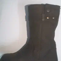 چکمه بچه گانه