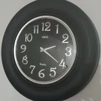 تعداد ۱ عدد ساعت دیواری کاملا سالم وکم کارکرد|ساعت|کبودرآهنگ, |دیوار