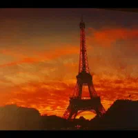 تابلو لوتوس برج ایفل با نور