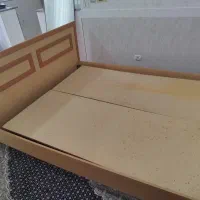 وسایل چوبی در حد نو|تخت و سرویس خواب|میانه, |دیوار