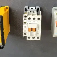 لوازم برق صنعتی