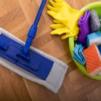 نیروی اقا نظافتچی خانه وراه پله و..با قیمت توافقی