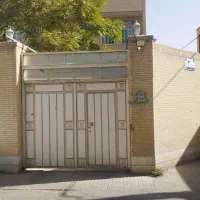 همکف و طبقه بالا۲۲۰متری دربست بلوار دانشجو