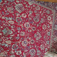 ۲ عدد فرش ۶ متری زمینه لاکی