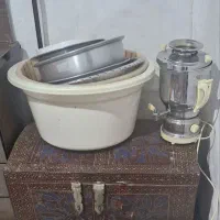 صندوقچه(انبار)قدیمی و سماور برقی