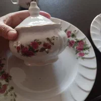 ۶ عدد بشقاب برنج خوری مارک زرین .۶ عدد استکان|ظروف سرو و پذیرایی|فولادشهر, مسکن مهر فولادشهر|دیوار