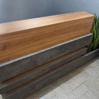 میز مدرن کانتر یا میز تعمیرات یا پذیرش