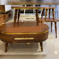 میزجلومبلی وعسلی