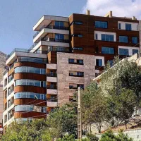 ۱۴۰متر ۳ خواب غرق در نور نوساز پنجره قدی