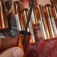 خط چشم تعداد محدود