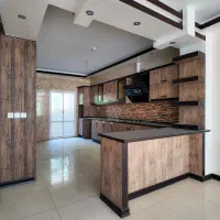 آپارتمان ۲طرف نور ۱واحدی۱۳۵متر خ لاهور(کلیدنخورده)