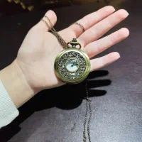 ساعت گردنی کوارتز