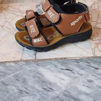 کفش بندی پسرانه در حد نو