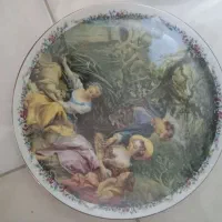 بشقاب دیوار کوب
