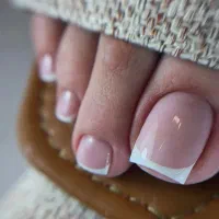 ژلیش ناخن پا