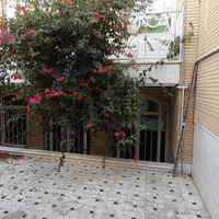 فروش خانه ویلایی ۲۰۰ متری ۳ خوابه در زنبیل آباد