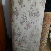 پشتی دیواری