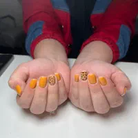 تخفیفات یلدایی ناخن|خدمات آرایشگری و زیبایی|دورود, |دیوار