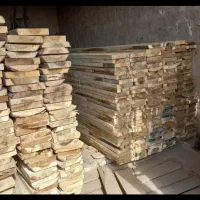 چهارپایه و تخته بنایی