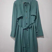 مانتو|لباس|بندر انزلی, انقلاب|دیوار