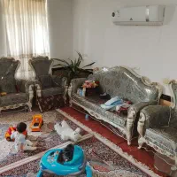 مبل سلطنتی خوش رنگ