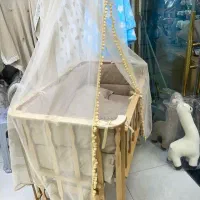تخت و گهواره کنارمادر تا سه سال|تخت و صندلی بچه|تهران, عبدل‌آباد|دیوار