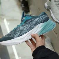 کتونی اسیکس