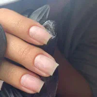 خدمات ناخن و لیفت ابرو و مژه