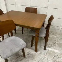 میز‌ ناهار خوری ۴ نفره اسپانیایی