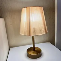 آباژور رومیزی