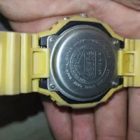 ساعت جیشاک  ضد آب