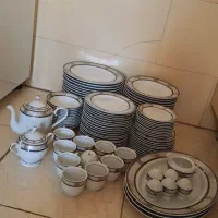 سرویس چینی ۱۸ نفره|ظروف سرو و پذیرایی|شاهدشهر, |دیوار