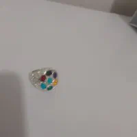 انگشتر بسیار زیبا برای  هر دست بندازید قشنگ است