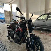 بنلی ۳۰۰ جفت سیلندر