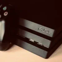 پی اس فور پرو یک ترا