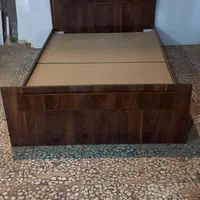 تخت خواب  یک نفره  کامل حراج ۱۶۰۰۰۰۰تومان|تخت و سرویس خواب|اصفهان, لیمجیر|دیوار