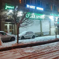 مغازه-200-متری-با-8-متربر-خیابان-اصلی-نمایشگادارن