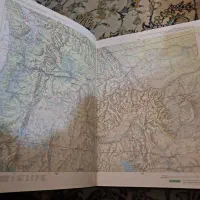 دانشنامه بیریتانیکا|کتاب و مجله تاریخی|تهران, سردارجنگل|دیوار