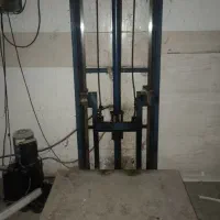 بالابر ۷۰۰ کیلویی