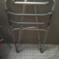 واکر آلمینیومی بسیار سبک و مقاوم|آرایشی، بهداشتی، درمانی|مشهد, پنجتن|دیوار