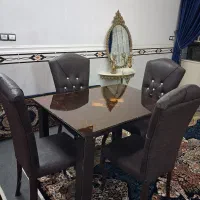 میزغذاخوری درحدنو