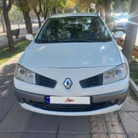 رنو مگان 2000