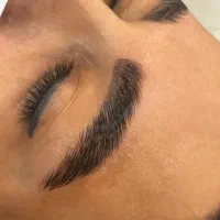 آموزش لیفت مژه و ابرو