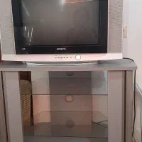 تلویزین ومیز|تلویزیون و پروژکتور|رشت, فلسطین|دیوار