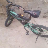 یک عدد دوچرخه در هفتکل معاوضه هم دارم